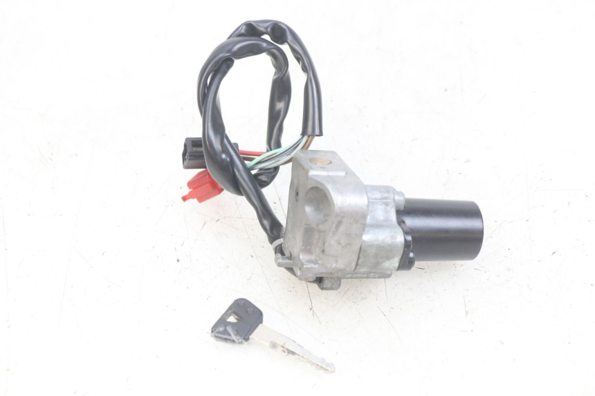photo de NEIMAN YAMAHA FZS FAZER 600 (1998 - 2001) - Zoom do estado de desgaste