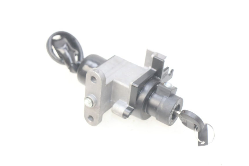 photo de CHAVE DE IGNIÇÃO PEUGEOT KISBEE 2T 50 (2010 - 2017) - Detalhe da peça