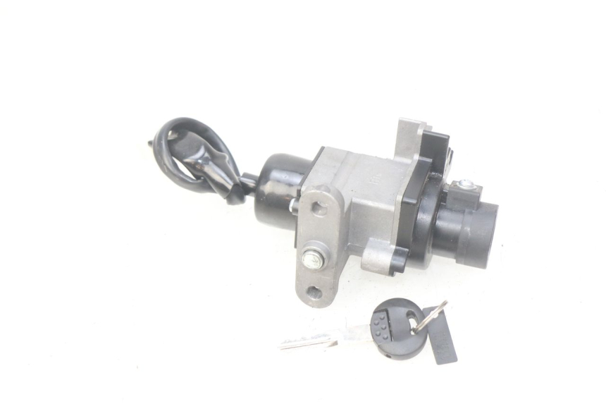 photo de CHAVE DE IGNIÇÃO PEUGEOT KISBEE 2T 50 (2010 - 2017) - Zoom do estado de desgaste