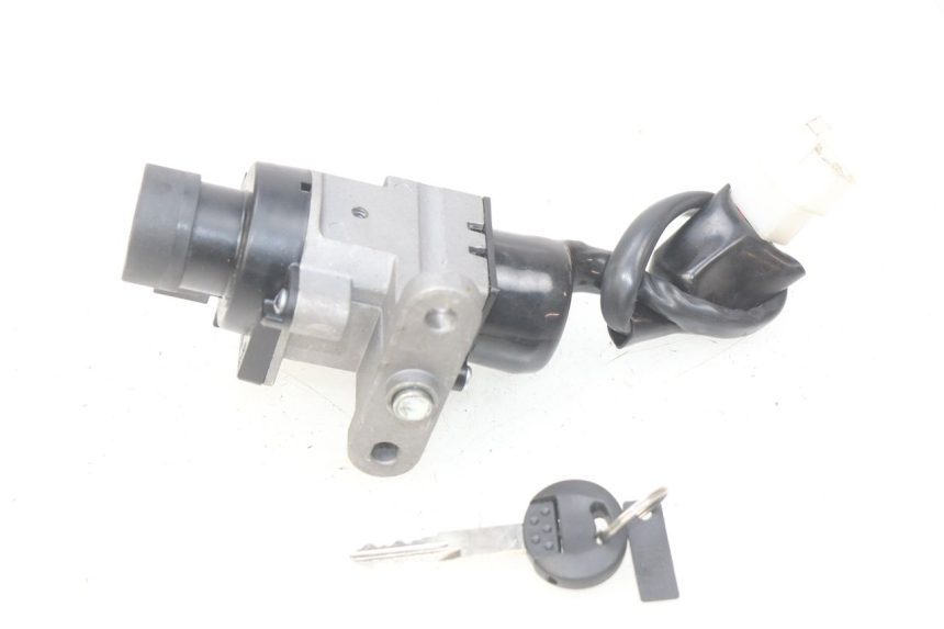photo de CHAVE DE IGNIÇÃO PEUGEOT KISBEE 2T 50 (2010 - 2017) - Vista geral