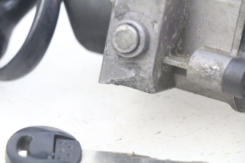 photo de CHAVE DE IGNIÇÃO PEUGEOT KISBEE 4T 50 (2010 - 2017) - Ampliação técnica