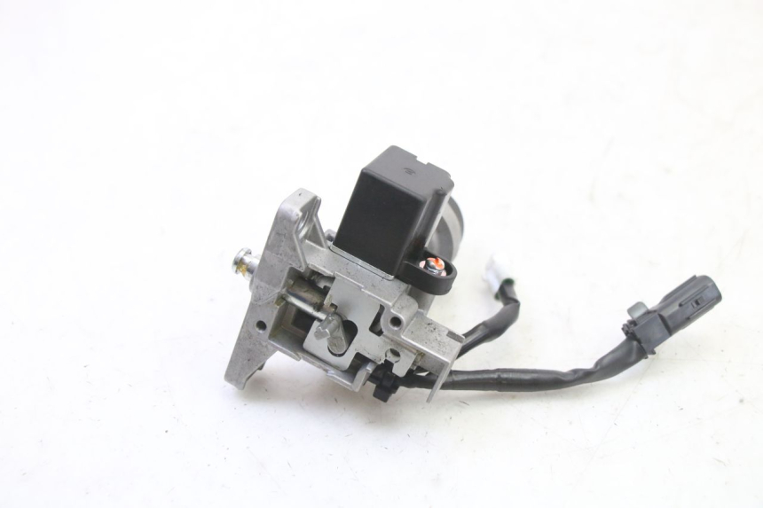 photo de NEIMAN PIAGGIO MP3 HPE 310 (2024 - 2025) - Pontos de fixação