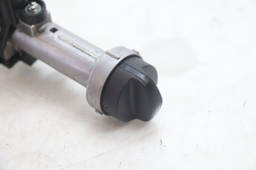 photo de NEIMAN PIAGGIO MP3 HPE 530 (2022 - 2026) - Ampliação técnica