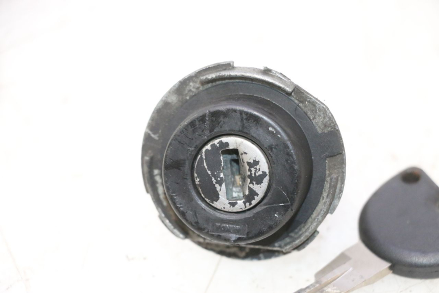 photo de NEIMAN PIAGGIO VESPA LX 2T 50 (2005 - 2013) - Outro ângulo de visão