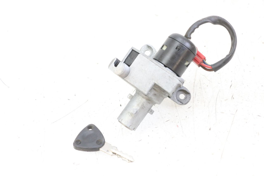 photo de CHAVE DE IGNIÇÃO YAMAHA NEOS NEO'S 4T 50 (2008 - 2016) - Zoom do estado de desgaste
