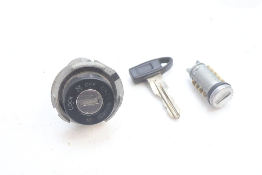 photo de NEIMAN PIAGGIO ZIP 4T 50 (2006 - 2017) - Detalhe da peça
