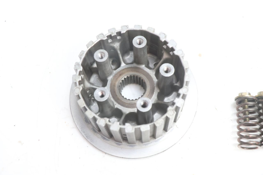 photo de PORCA DE EMBREAGEM HONDA VFR FI RC46 800 (1998 - 2001) - Zoom do estado de desgaste