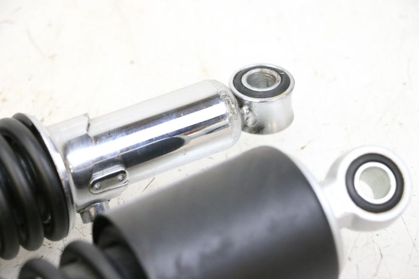 photo de PAR DE AMORTECEDORES TRASEIROS KIDEN KD125-G 125 (2018 - 2022) - Pontos de fixação