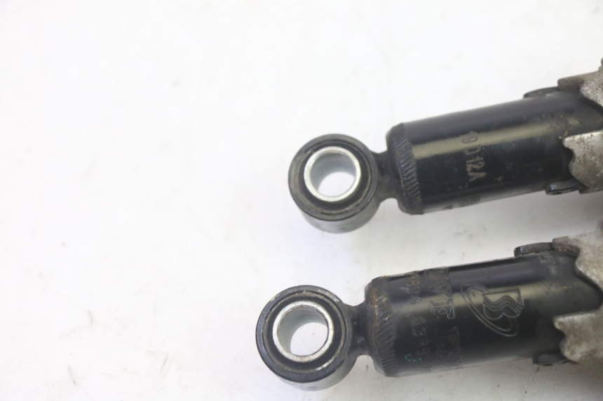 photo de PAR DE AMORTECEDORES TRASEIROS PIAGGIO MP3 HPE 350 (2018 - 2020) - Detalhe da peça