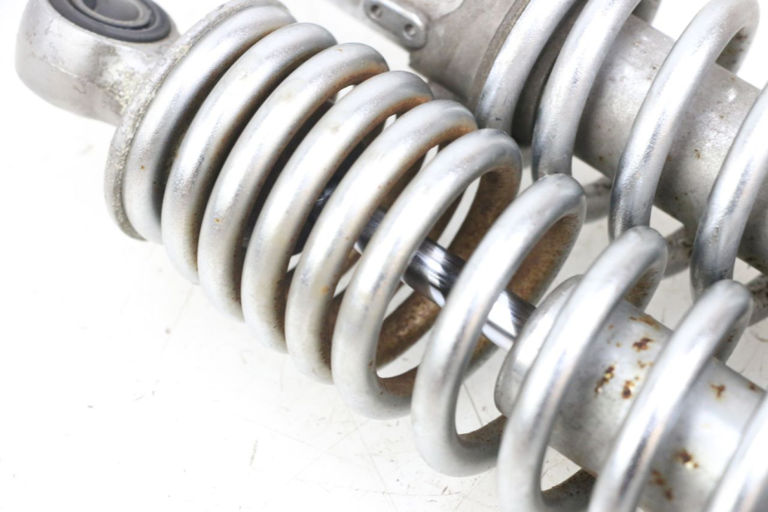 photo de PAR DE AMORTECEDORES TRASEIROS SUZUKI VL INTRUDER 125 (2004 - 2007) - Pontos de fixação