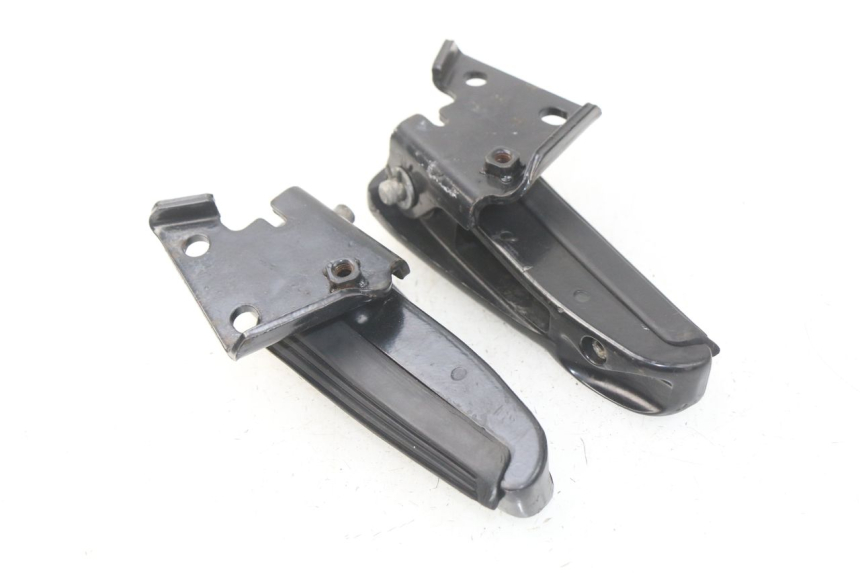 photo de PAR DE APOIOS DE PÉ TRASEIROS PIAGGIO CARNABY 125 (2007 - 2011) - Vista principal