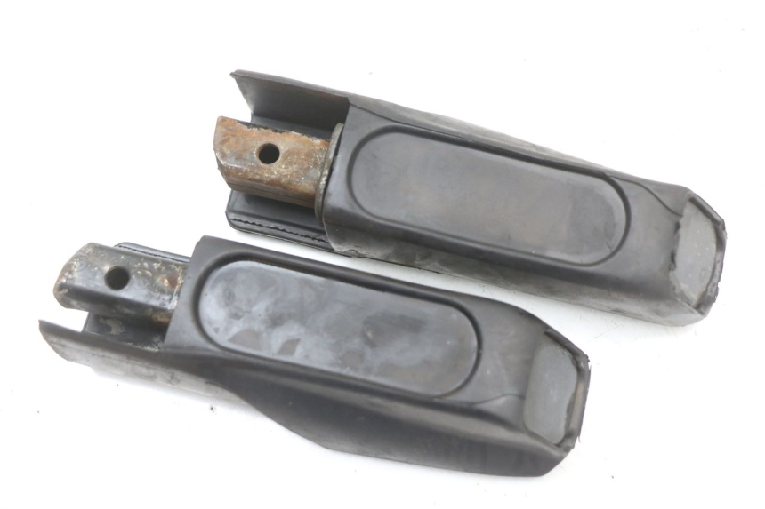 photo de PAR DE APOIOS DE PÉ TRASEIROS HONDA FES S-WING SWING ABS 125 (2007 - 2015) - Outro ângulo de visão