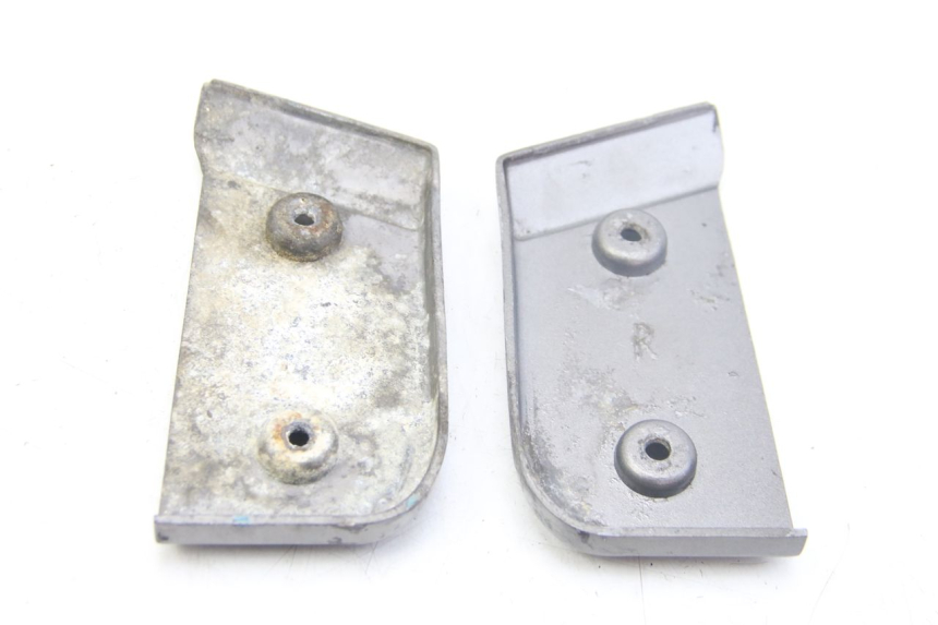 photo de PAR DE APOIOS DE PÉ TRASEIROS TNT MOTOR GRIDO 2T 50 (2010 - 2019) - Outro ângulo de visão