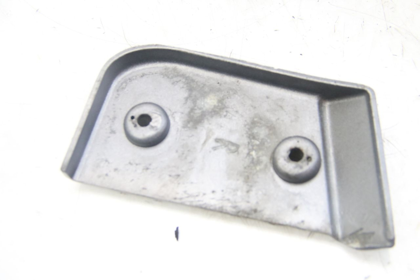 photo de PAR DE APOIOS DE PÉ TRASEIROS TNT MOTOR GRIDO 2T 50 (2010 - 2019) - Zoom do estado de desgaste