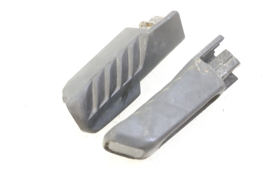 photo de PAR DE APOIOS DE PÉ TRASEIROS HONDA FES S-WING SWING ABS 125 (2007 - 2015) - Detalhe da peça