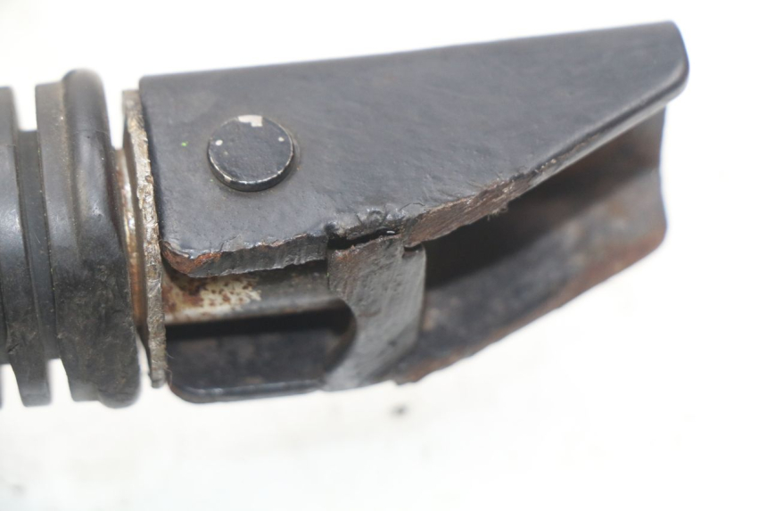photo de PAR DE APOIOS DE PÉ TRASEIROS KEEWAY HURRICANE 50 (2006 - 2019) - Detalhe da peça