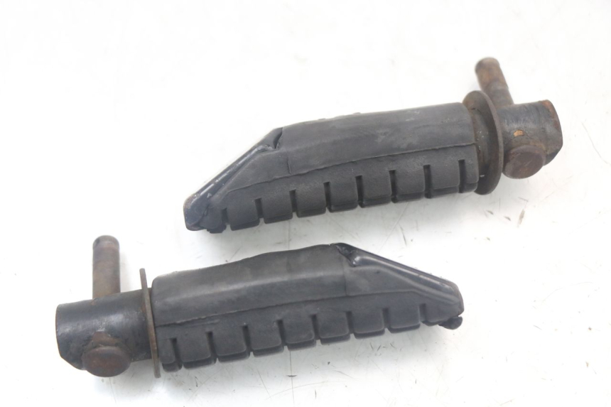 photo de PAR DE APOIOS DE PÉ TRASEIROS HONDA NTV DEAUVILLE 650 (1998 - 2001) - Ampliação técnica