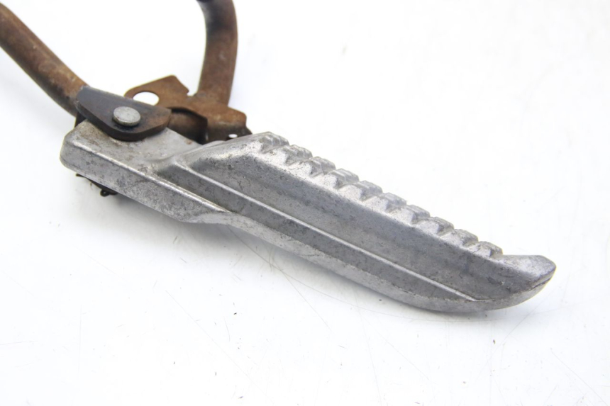 photo de PAR DE APOIOS DE PÉ TRASEIROS SELECT UP OCTALIS 125 (2007 - 2012) - Pontos de fixação
