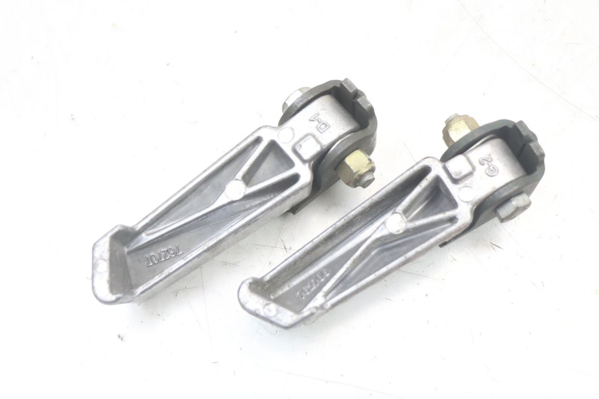 photo de PAR DE APOIOS DE PÉ TRASEIROS PEUGEOT LUDIX 50 (2005 - 2007) - Ampliação técnica