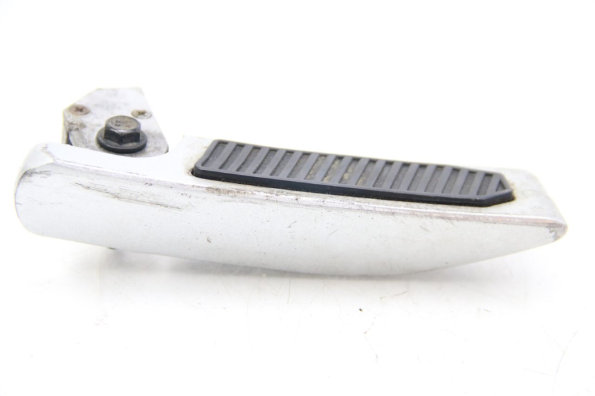 photo de PAR DE APOIOS DE PÉ TRASEIROS LVNENG S5 1 (2019 - 2023) - Pontos de fixação