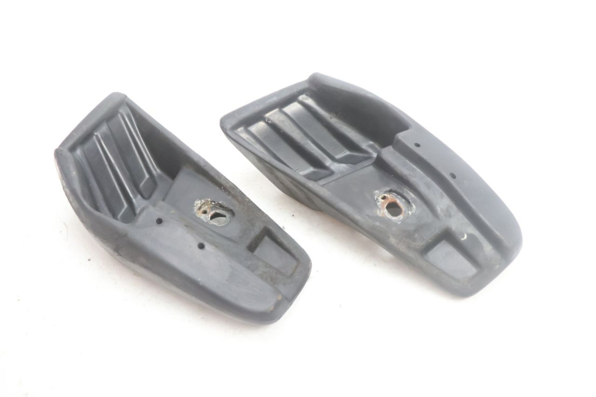 photo de PAR DE APOIOS DE PÉ TRASEIROS HONDA SCV LEAD 100 (2003 - 2007) - Estado da superfície