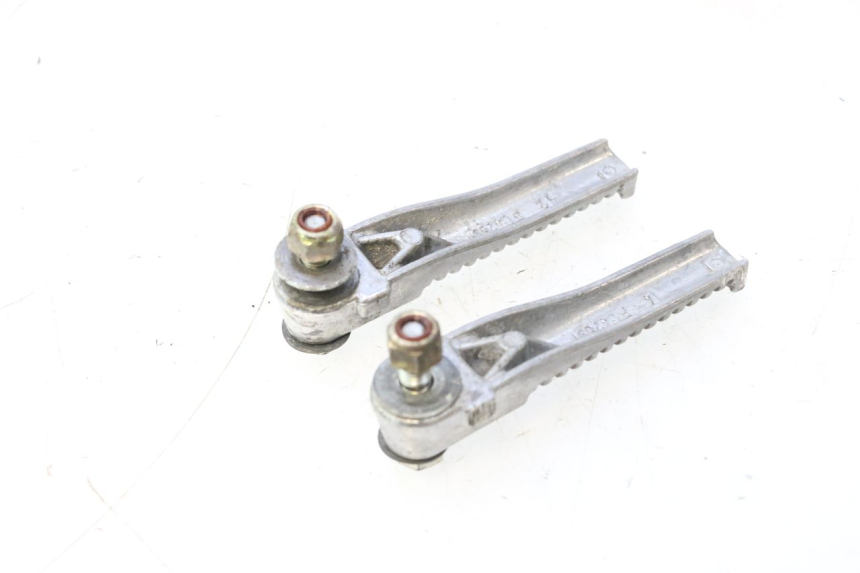 photo de PAR DE APOIOS DE PÉ TRASEIROS PEUGEOT SPEEDFIGHT 2 AC 50 (2000 - 2009) - Detalhe da peça