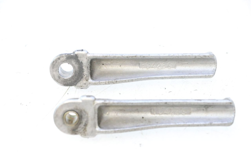 photo de PAR DE APOIOS DE PÉ TRASEIROS PEUGEOT SPEEDFIGHT LC 50 (1996 - 2002) - Detalhe da peça