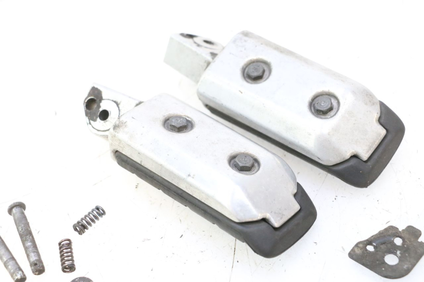 photo de PAR DE APOIOS DE PÉ TRASEIROS HONDA ST PAN EUROPEAN 1100 (1990 - 2002) - Ampliação técnica