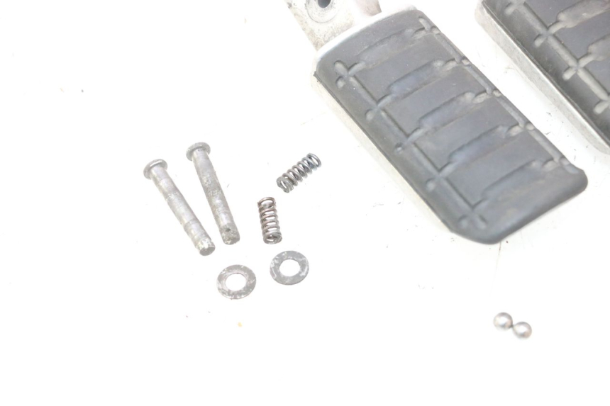 photo de PAR DE APOIOS DE PÉ TRASEIROS HONDA ST PAN EUROPEAN 1100 (1990 - 2002) - Vista geral