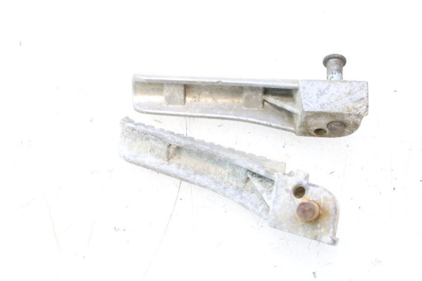 photo de PAR DE APOIOS DE PÉ TRASEIROS GILERA STALKER 50 (2004 - 2014) - Ampliação técnica