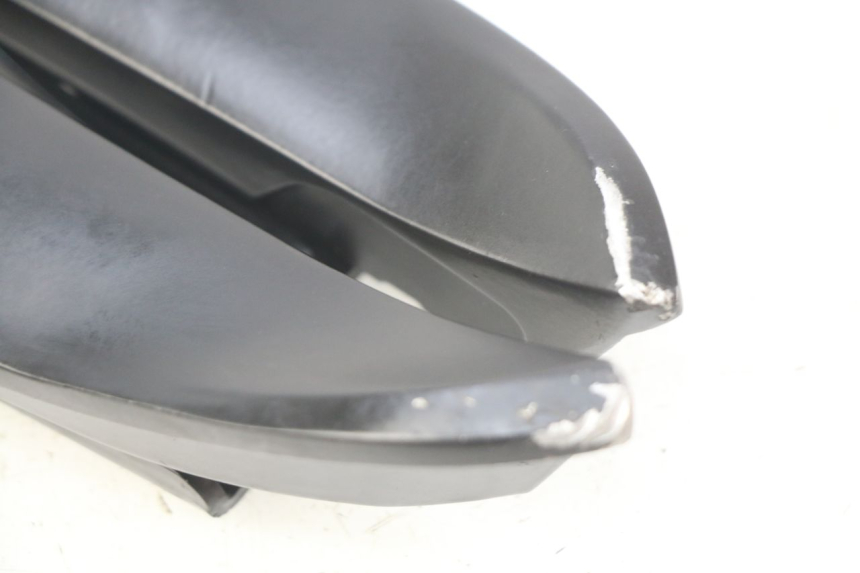 photo de PAR DE APOIOS DE PÉ TRASEIROS APRILIA SXR 50 (2021 - 2023) - Outro ângulo de visão