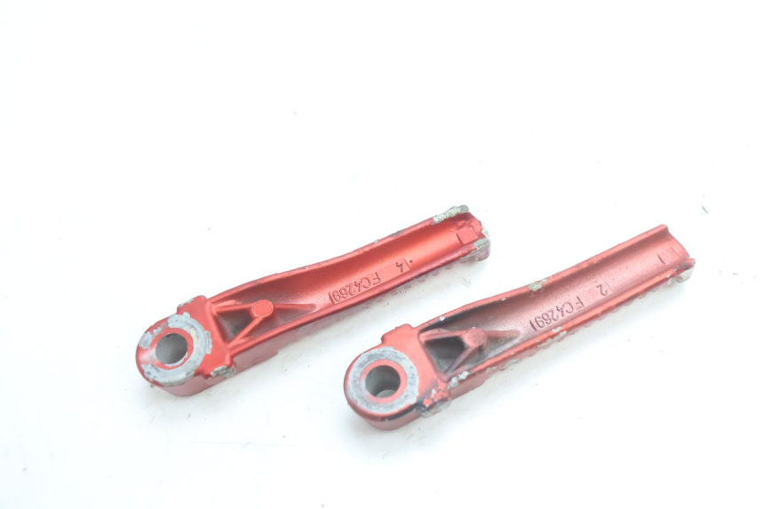 photo de PAR DE APOIOS DE PÉ TRASEIROS PEUGEOT TREKKER 50 (1995 - 2004) - Ampliação técnica