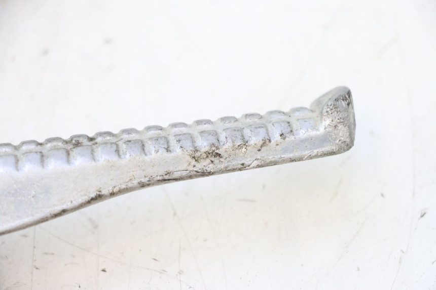 photo de PAR DE APOIOS DE PÉ TRASEIROS PEUGEOT TREKKER 50 (1995 - 2004) - Detalhe da peça