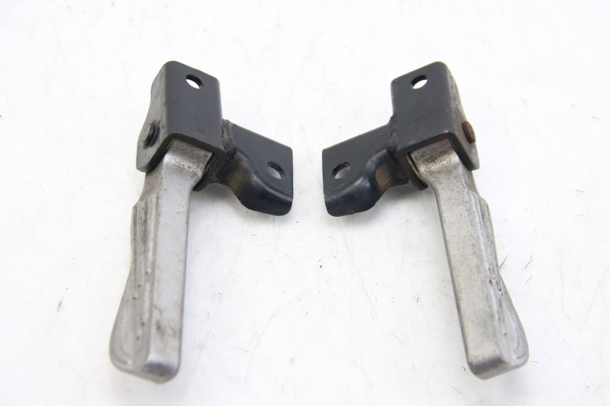 photo de PAR DE APOIOS DE PÉ TRASEIROS PEUGEOT TWEET 4T 50 (2010 - 2014) - Detalhe da peça