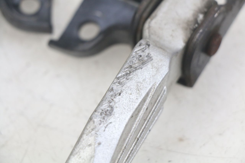 photo de PAR DE APOIOS DE PÉ TRASEIROS PEUGEOT TWEET 4T 50 (2018 - 2022) - Outro ângulo de visão