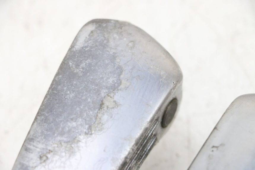 photo de PAR DE APOIOS DE PÉ TRASEIROS PIAGGIO VESPA GTS SUPER IE 125 (2009 - 2016) - Peça verificada