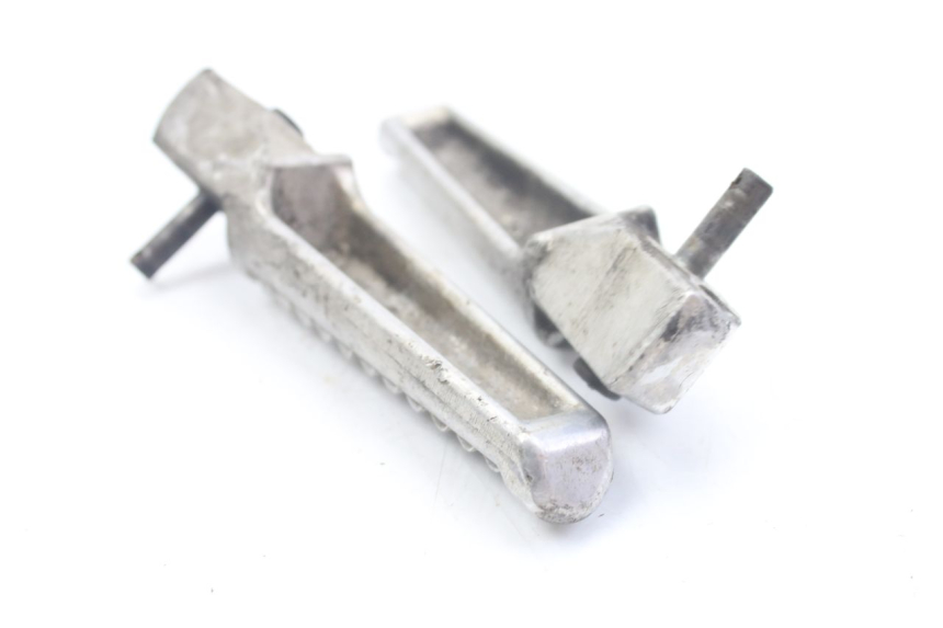photo de PAR DE APOIOS DE PÉ TRASEIROS HONDA VFR FI RC46 800 (1998 - 2001) - Detalhe da peça