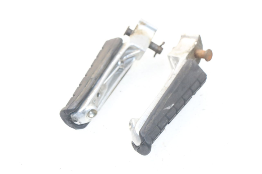photo de PAR DE APOIOS DE PÉ TRASEIROS YAMAHA XJ600 XJ DIVERSION 600 (1992 - 1997) - Detalhe da peça