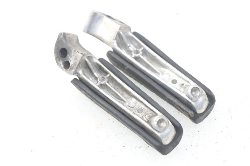 photo de PAR DE APOIOS DE PÉ TRASEIROS YAMAHA XJ600 XJ DIVERSION 600 (1992 - 1997) - Detalhe da peça