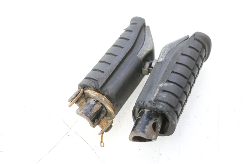 photo de PAR DE APOIO PARA OS PÉS TRASEIROS HONDA XRV AFRICA TWIN 750 (1990 - 1992) - Detalhe da peça