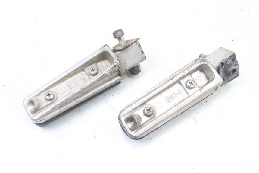photo de PAR DE APOIOS DE PÉ TRASEIROS YAMAHA FZ6 FAZER S2 600 (2007 - 2011) - Pontos de fixação