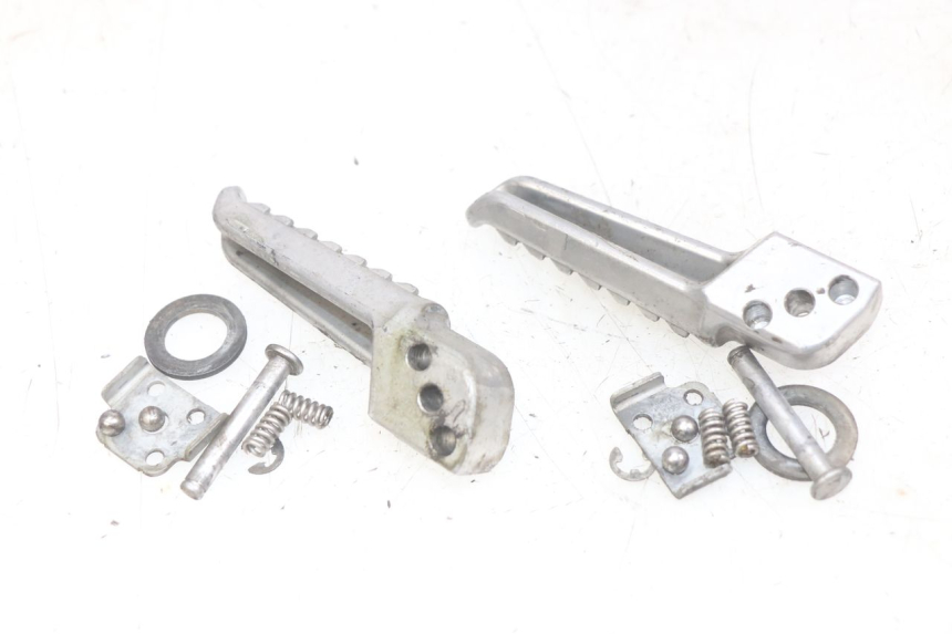 photo de PAR DE APOIOS DE PÉ TRASEIROS KAWASAKI Z 750 (2007 - 2013) - Ampliação técnica