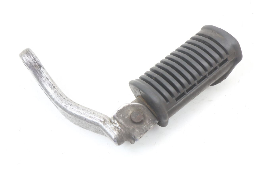 photo de PAR DE APOIOS DE PÉ DIANTEIROS SUZUKI GN 125 (1997 - 2000) - Pontos de fixação