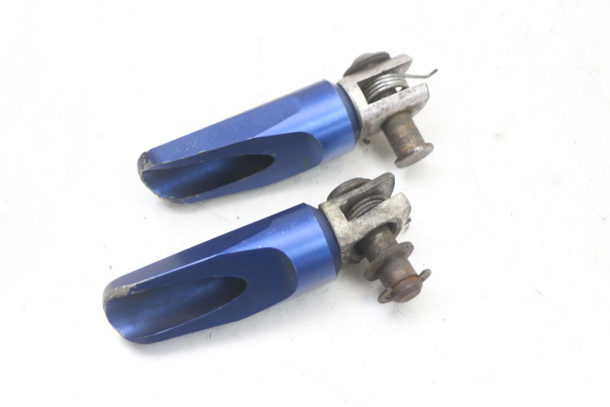 photo de PAR DE APOIO PARA OS PÉS DIANTEIRO KAWASAKI ZR7 ZR-7 S 750 (1999 - 2004) - Ampliação técnica
