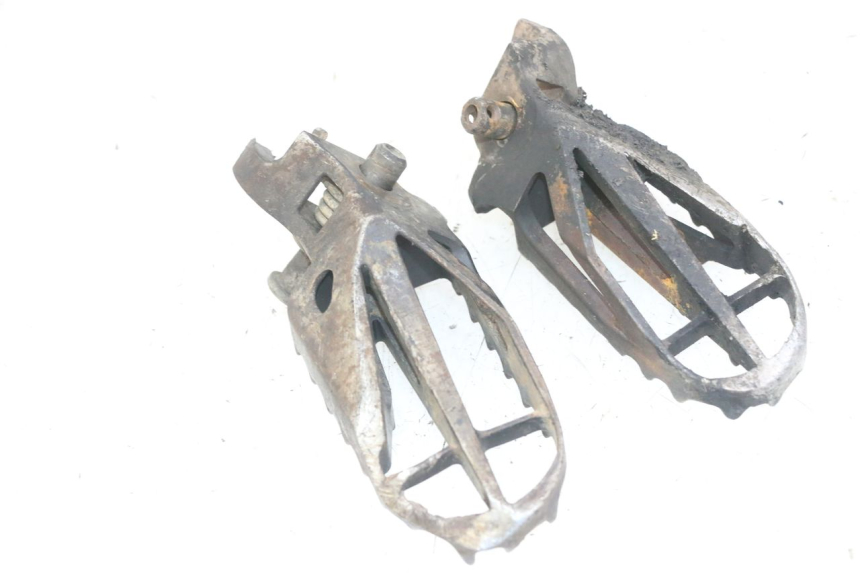 photo de PAR DE APOIO PARA OS PÉS DIANTEIRO KAWASAKI KX F KXF 450 (2009 - 2011) - Pontos de fixação