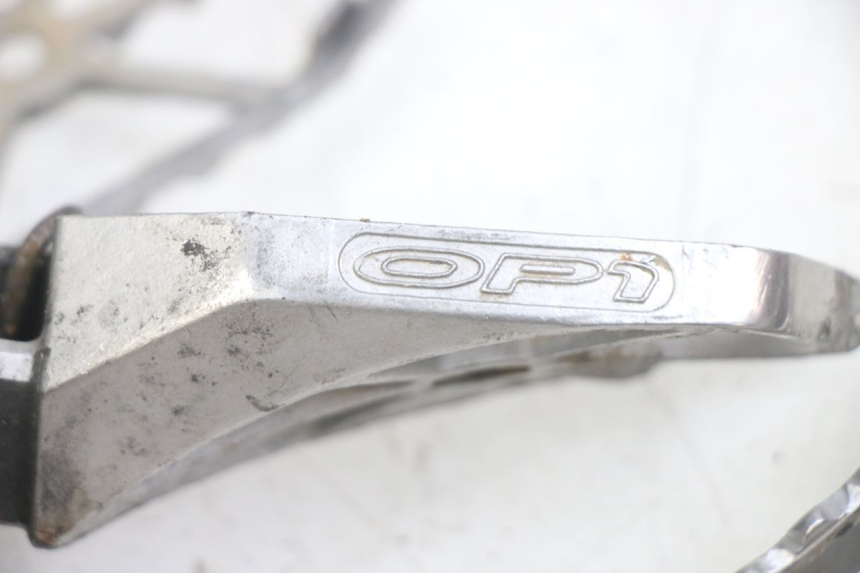 photo de PAR DE APOIO PARA OS PÉS DIANTEIRO KAWASAKI KXF KX-F 250 (2012 - 2014) - Detalhe da peça