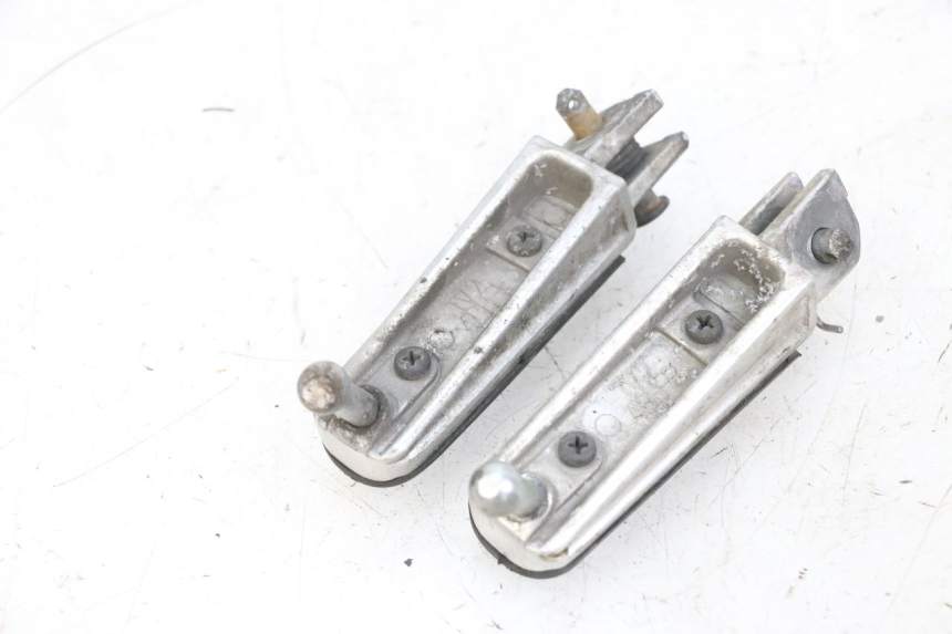 photo de PAR DE APOIO PARA OS PÉS DIANTEIRO YAMAHA TDM ABS 900 (2002 - 2014) - Pontos de fixação