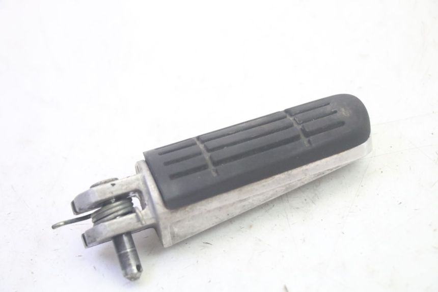 photo de PAR DE APOIO PARA OS PÉS DIANTEIRO YAMAHA TDM ABS 900 (2002 - 2014) - Zoom do estado de desgaste