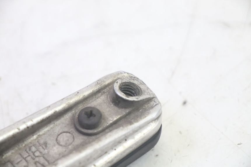 photo de PAR DE APOIO PARA OS PÉS DIANTEIRO YAMAHA TDM ABS 900 (2002 - 2014) - Estado da superfície