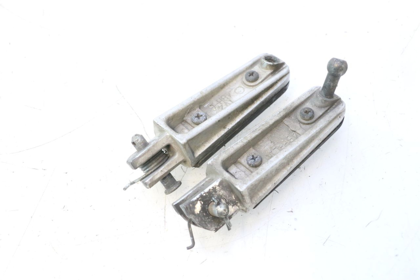 photo de PAR DE APOIO PARA OS PÉS DIANTEIRO YAMAHA TDM ABS 900 (2002 - 2014) - Pontos de fixação